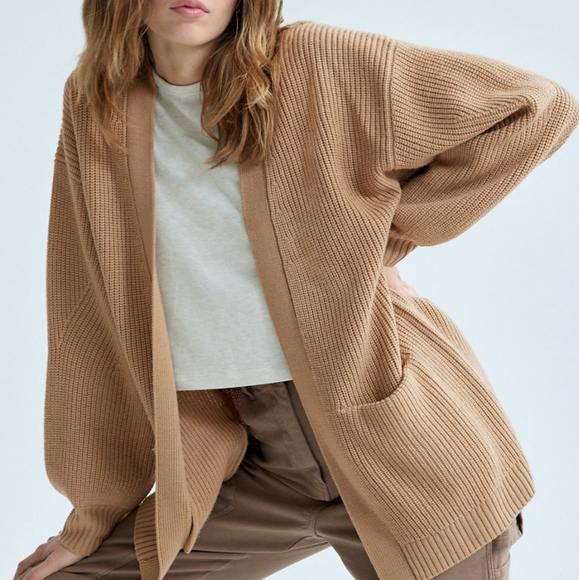Aritzia Unwind / Rourke 💯 Wool Cardigan - Picture 8 of 12